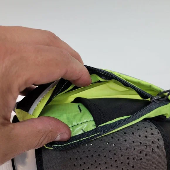 Amphipod Handheld Water Bottle HYDRAFORM JETT-LITE THERMAL HANDHELD 20 OZ NWT - Picture 4 of 14